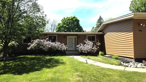 8009 Edgewood Avenue N Brooklyn Park MN 55445