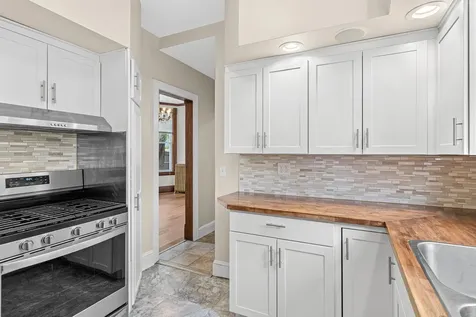 228 Victoria Street N Saint Paul MN 55104