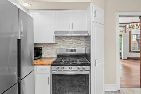 228 Victoria Street N Saint Paul MN 55104