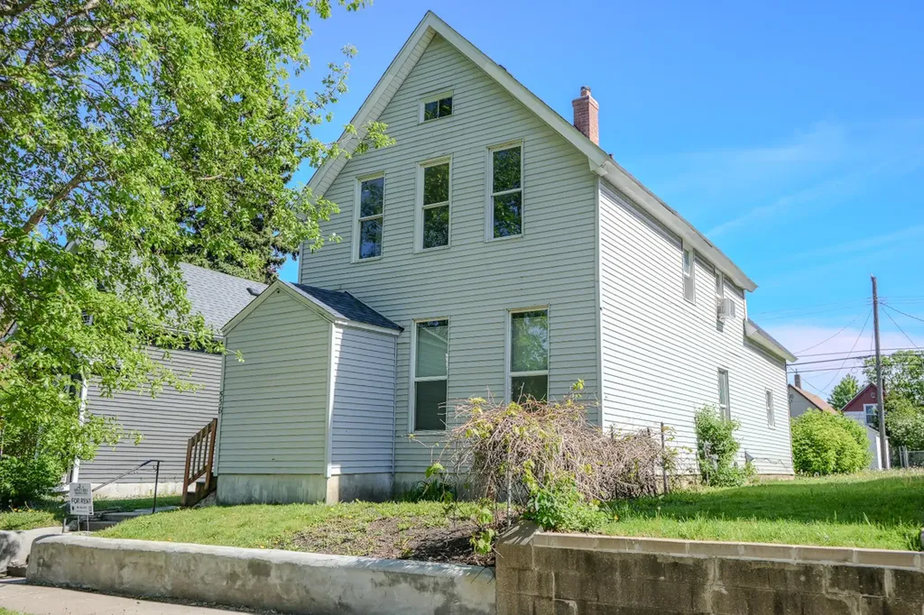 538 Charles Avenue Saint Paul MN 55103