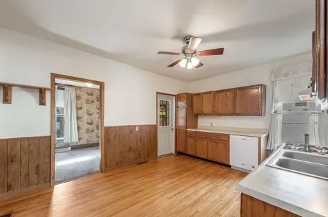 318 E Pleasant Street Mankato MN 56001