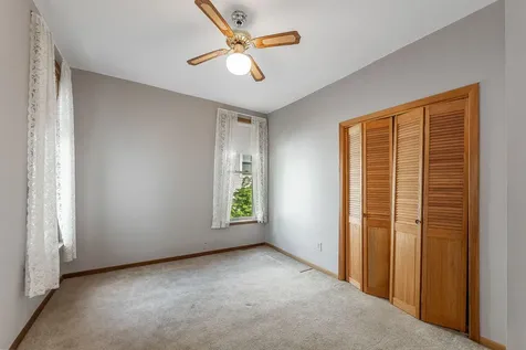 318 E Pleasant Street Mankato MN 56001