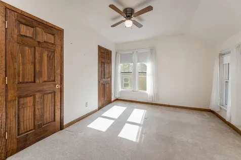 318 E Pleasant Street Mankato MN 56001