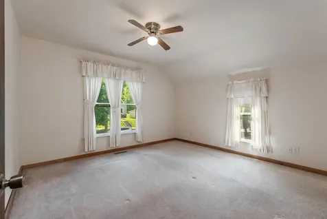 318 E Pleasant Street Mankato MN 56001