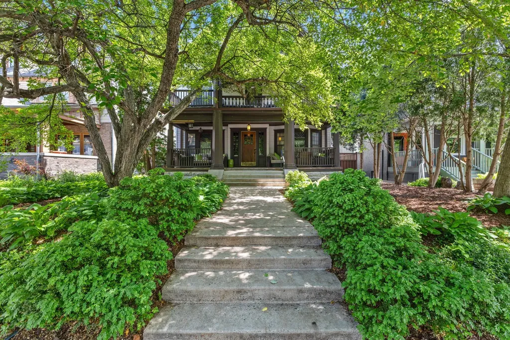 2421 Girard Avenue S Minneapolis MN 55405