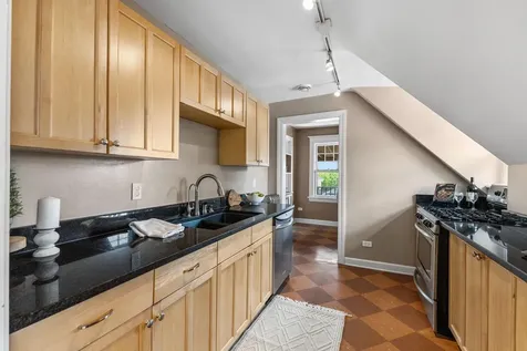 2421 Girard Avenue S Minneapolis MN 55405