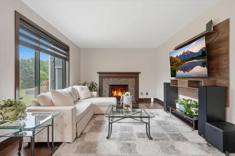 10057 Raleigh Court Woodbury MN 55129