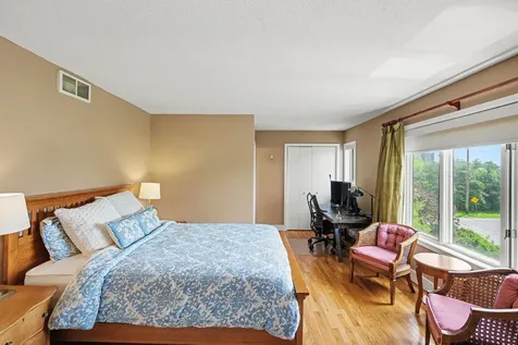 921 Dartmouth Avenue SE Minneapolis MN 55414