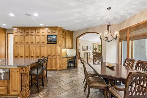 23 Scotch Pine Circle North Oaks MN 55127
