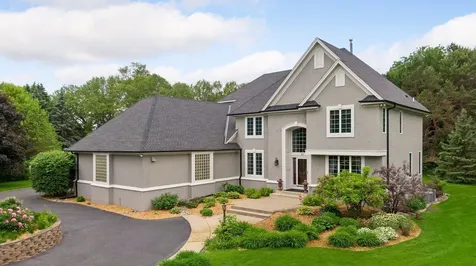 23 Scotch Pine Circle North Oaks MN 55127