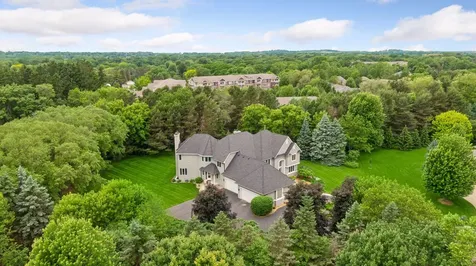 23 Scotch Pine Circle North Oaks MN 55127