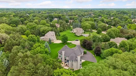 23 Scotch Pine Circle North Oaks MN 55127