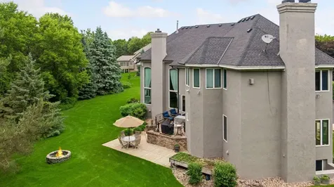 23 Scotch Pine Circle North Oaks MN 55127