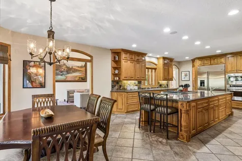 23 Scotch Pine Circle North Oaks MN 55127