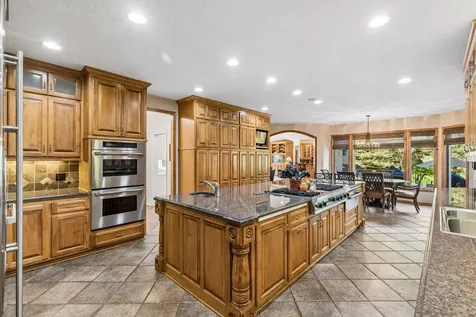 23 Scotch Pine Circle North Oaks MN 55127