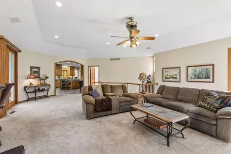 23 Scotch Pine Circle North Oaks MN 55127