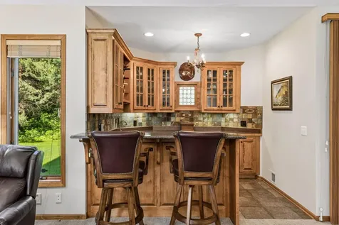 23 Scotch Pine Circle North Oaks MN 55127