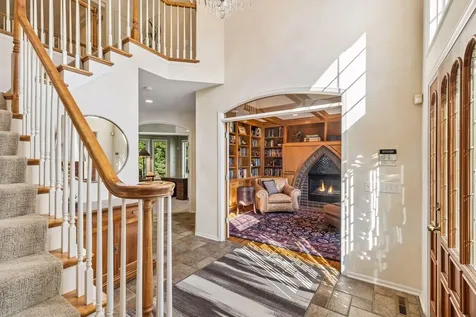 23 Scotch Pine Circle North Oaks MN 55127