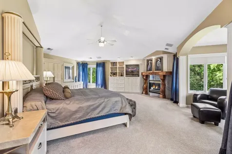 23 Scotch Pine Circle North Oaks MN 55127