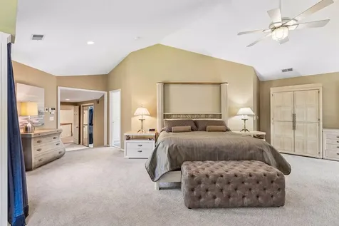23 Scotch Pine Circle North Oaks MN 55127