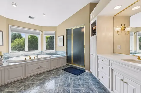 23 Scotch Pine Circle North Oaks MN 55127
