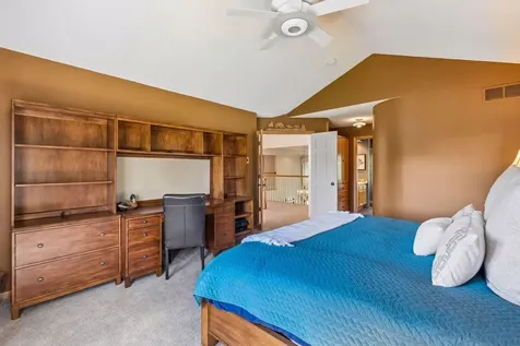 23 Scotch Pine Circle North Oaks MN 55127