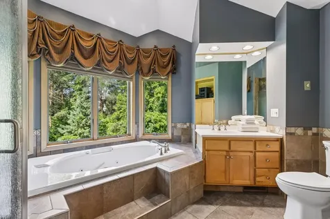 23 Scotch Pine Circle North Oaks MN 55127