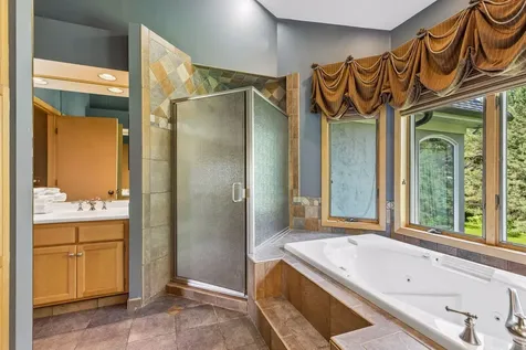 23 Scotch Pine Circle North Oaks MN 55127