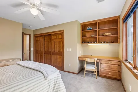 23 Scotch Pine Circle North Oaks MN 55127