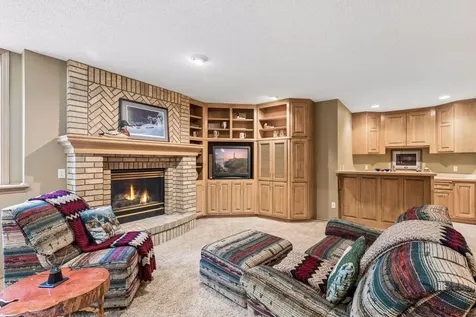 23 Scotch Pine Circle North Oaks MN 55127