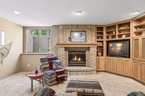 23 Scotch Pine Circle North Oaks MN 55127