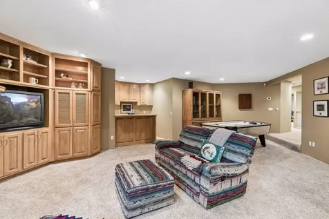 23 Scotch Pine Circle North Oaks MN 55127