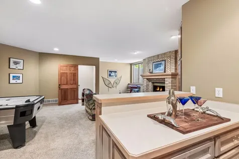 23 Scotch Pine Circle North Oaks MN 55127