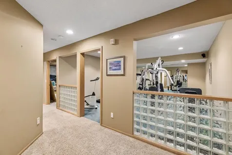 23 Scotch Pine Circle North Oaks MN 55127