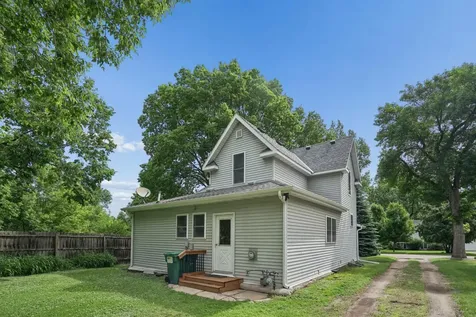 164 S Litchfield Avenue Litchfield MN 55355