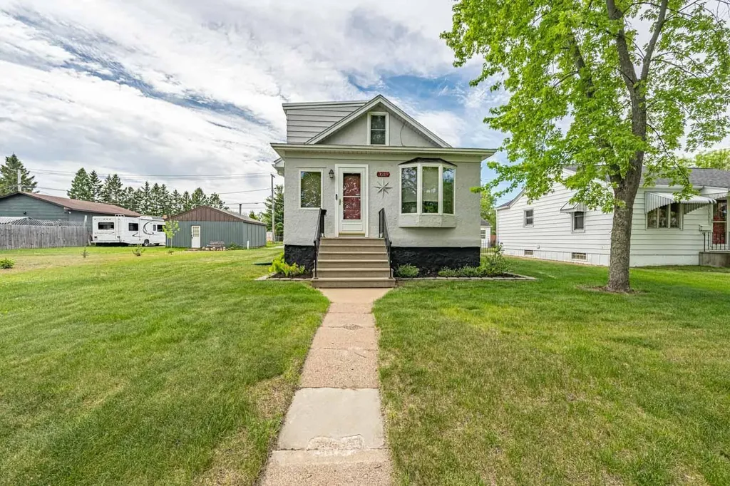 3219 4th Avenue W Hibbing MN 55746