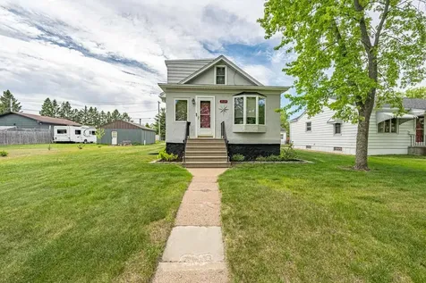 3219 4th Avenue W Hibbing MN 55746