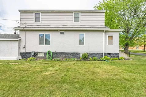 3219 4th Avenue W Hibbing MN 55746
