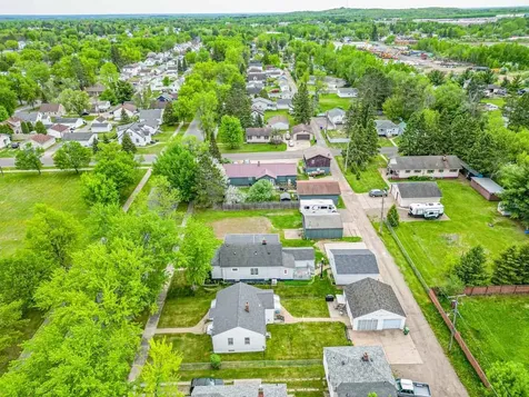 3219 4th Avenue W Hibbing MN 55746