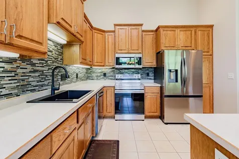 3220 40th Avenue S Fargo ND 58104