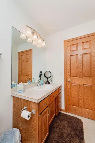 3220 40th Avenue S Fargo ND 58104