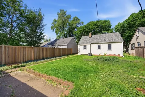 3808 Vera Cruz Avenue N Robbinsdale MN 55422