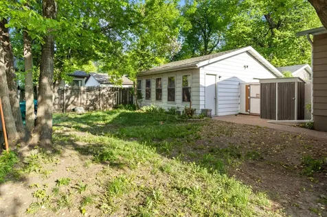 405 14th Street N Moorhead MN 56560