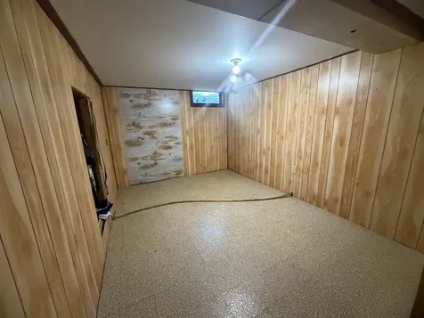 891 Winnie Avenue Windom MN 56101