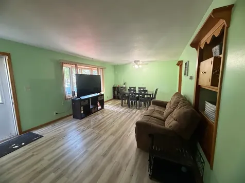 891 Winnie Avenue Windom MN 56101