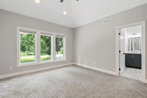 9 Red Forest Way North Oaks MN 55127