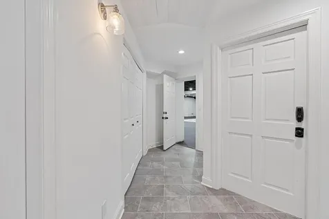 9 Red Forest Way North Oaks MN 55127