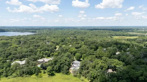 9 Red Forest Way North Oaks MN 55127
