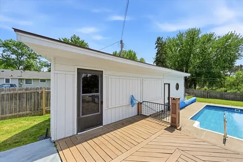 8142 Homestead Avenue S Cottage Grove MN 55016