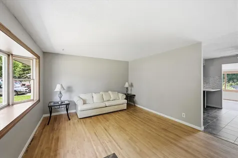 8142 Homestead Avenue S Cottage Grove MN 55016